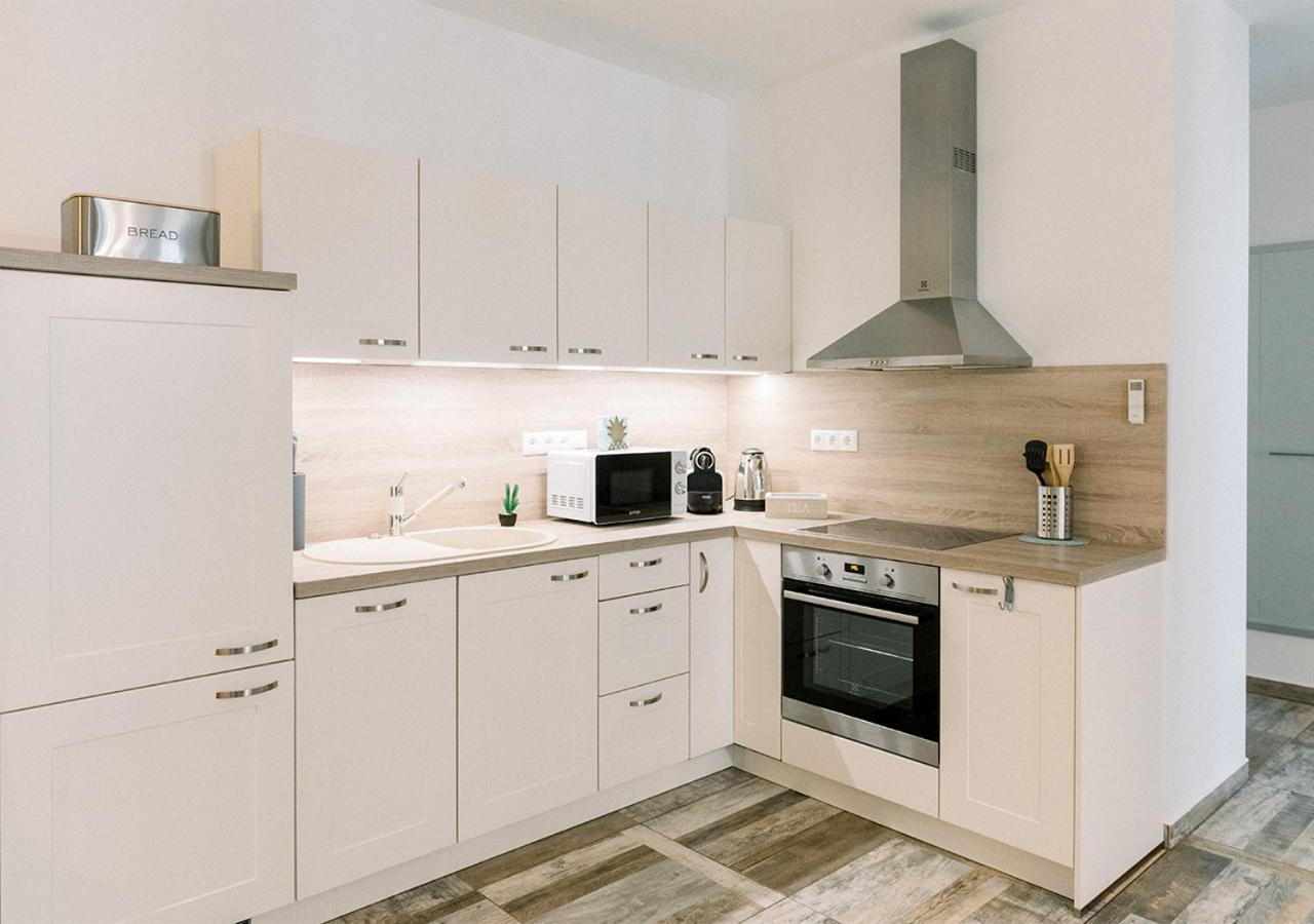 Royal 27 Apartman Keszthely Luaran gambar