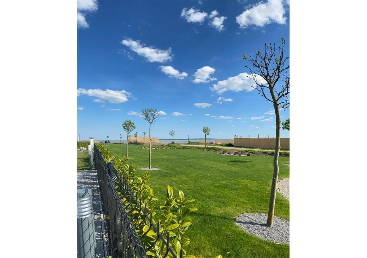 Royal 27 Apartman Keszthely Luaran gambar